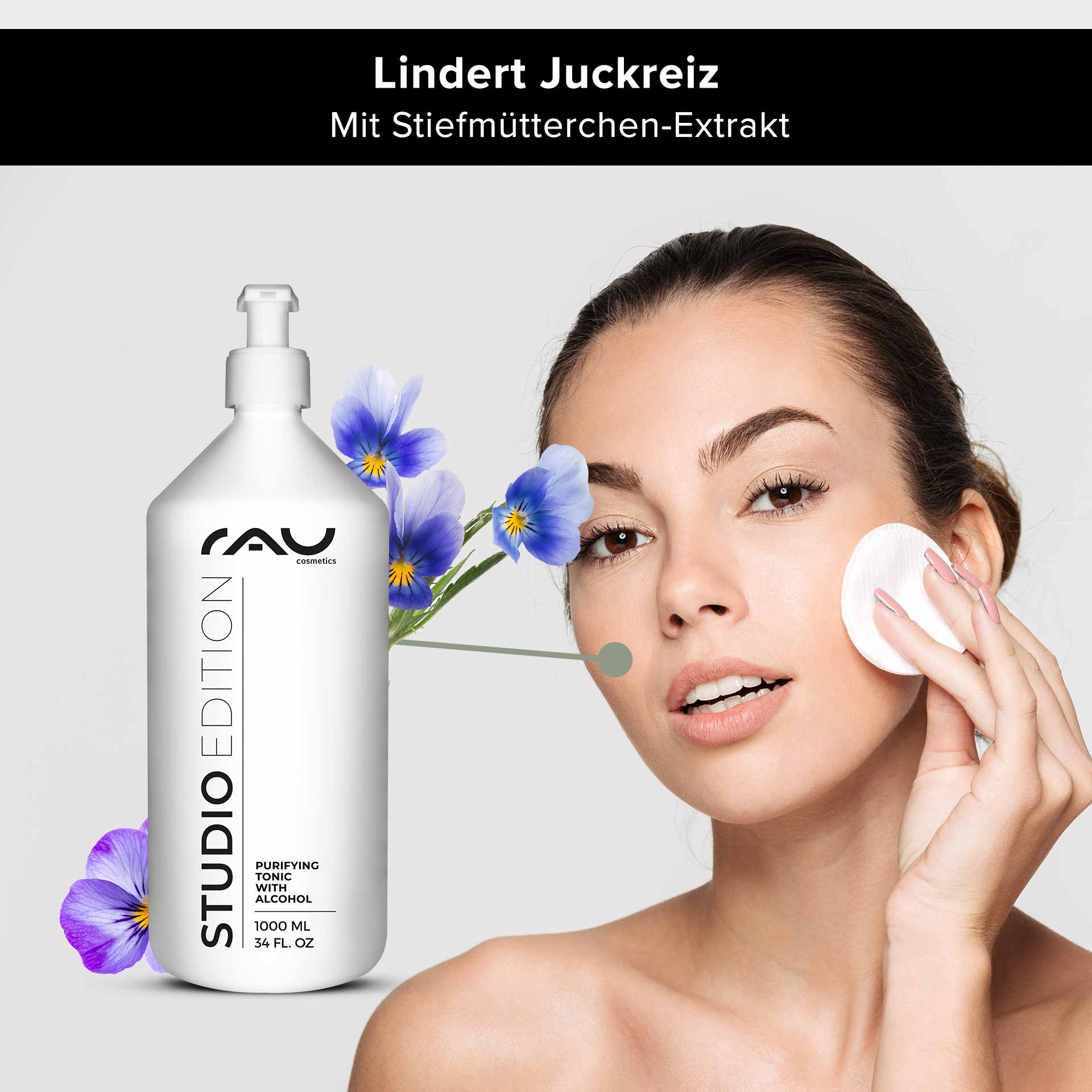 Purifying Tonic with alcohol 1000 ml contre les impuretés de la peau Reinigendes Tonikum mit Alkohol in einer 1000-ml-Flasche, Modell trägt Tonikum auf das Gesicht auf, mit Veilchen, beruhigende Eigenschaften für juckende Haut.