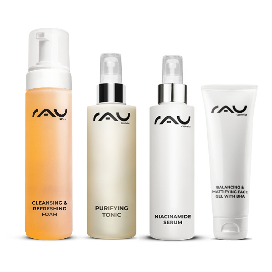 Routine de soins avancée pour les peaux grasses Reinigungsschaum, Purifying Tonic, Niacinamid-Serum und Balancing Gel von RAU Cosmetics für die Pflege fettiger Haut.