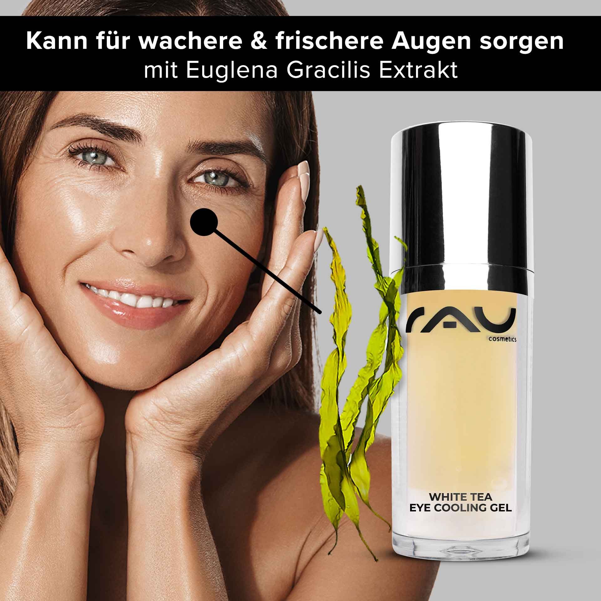 Femme au teint frais et mains sur le visage, présentant le White Tea Eye Cooling Gel de RAU Cosmetics, entourée d'extrait d'Euglena Gracilis, souligne l'anti-âge et le soin du contour des yeux.
