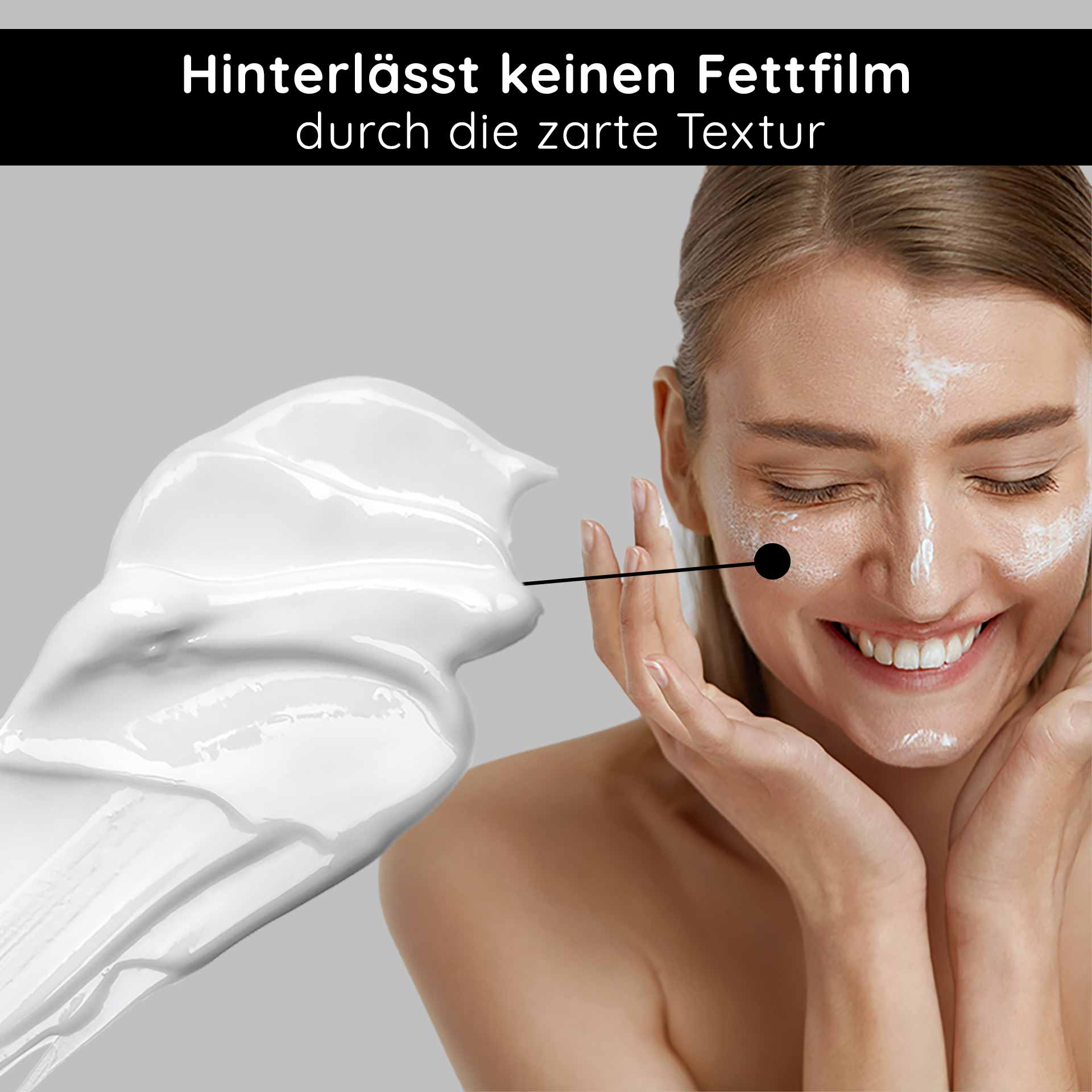 White Tea Cream 50 ml Crème anti-âge 24h pour peaux sèches et impures Zarte Gesichtscreme auf der Haut einer lächelnden Frau, die eine feuchtigkeitsspendende und nicht fettende Textur präsentiert, ideal für die Anwendung der RAU Cosmetics White Tea Cream.